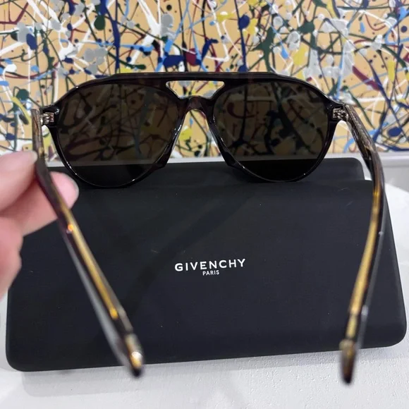 NWOT! GIVENCHY ⚜️ Aviator Sunglasses - Picture 3 of 8